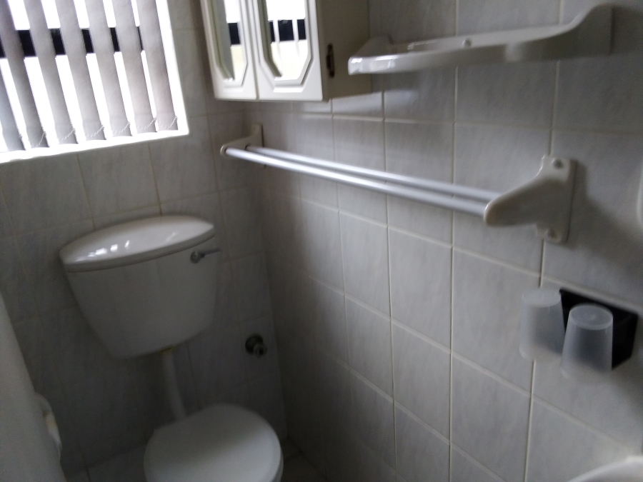 To Let 2 Bedroom Property for Rent in Van Ryneveld Western Cape